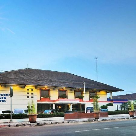 Hotel Cirebon Plaza Εξωτερικό φωτογραφία