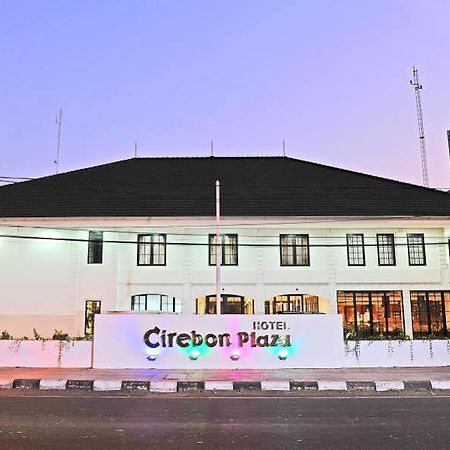 Hotel Cirebon Plaza Εξωτερικό φωτογραφία