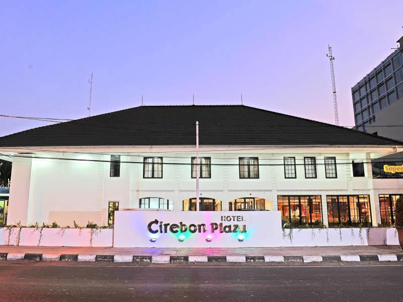 Hotel Cirebon Plaza Εξωτερικό φωτογραφία
